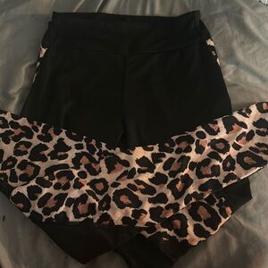 They don’t fit brand shein size small color black-and-white cheetah print